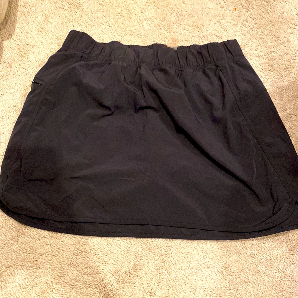 Calia by Carrie Underwood black skort